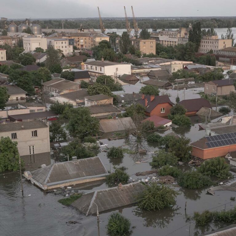 Unter Wasser stehende Stadt Khariv Oblast in der Ukraine